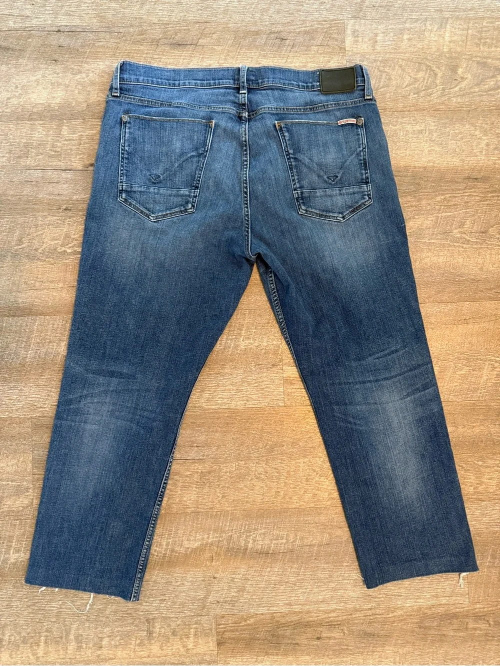 Hudson Blake Slim Straight Men’s Jeans Size 38 Medium Wash Raw Hem